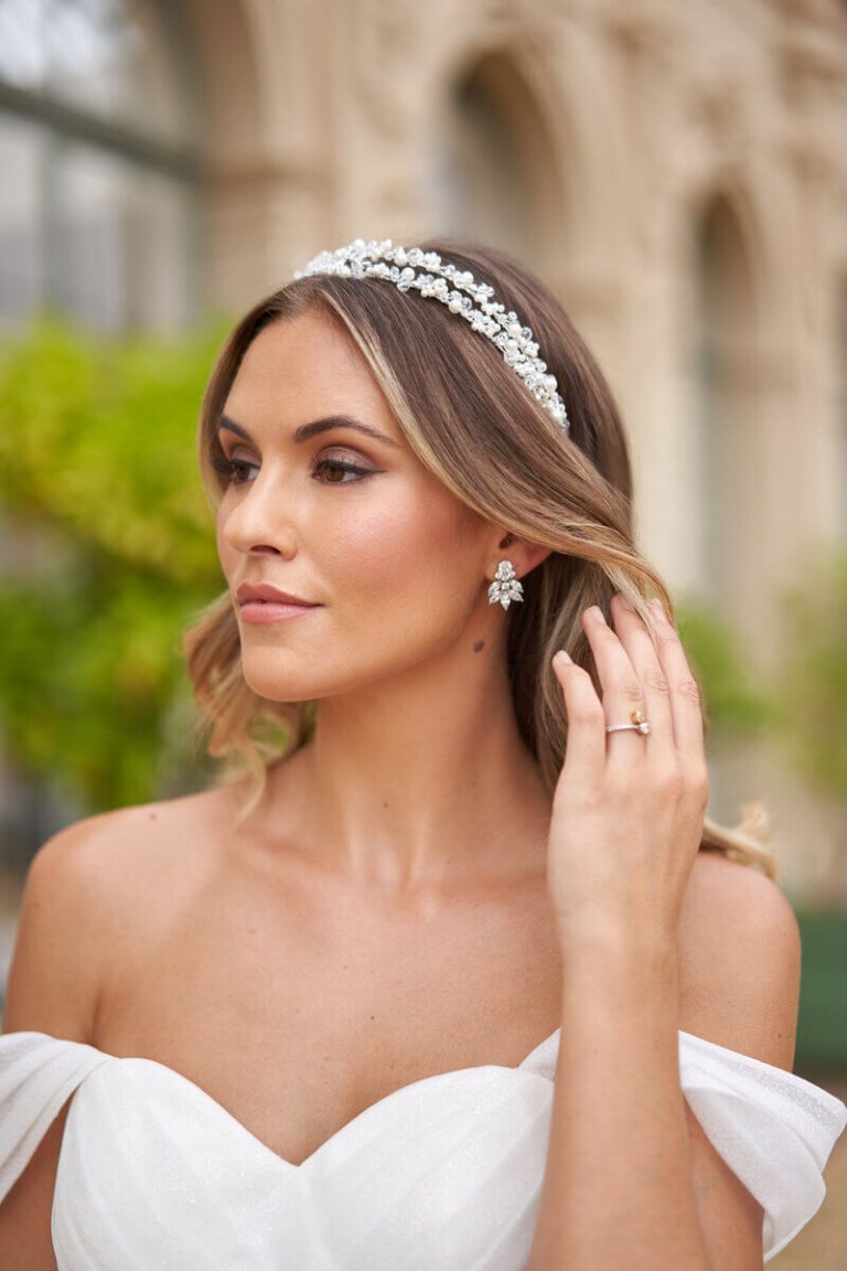Bridal hair and makeup by Liz Patey — image 11