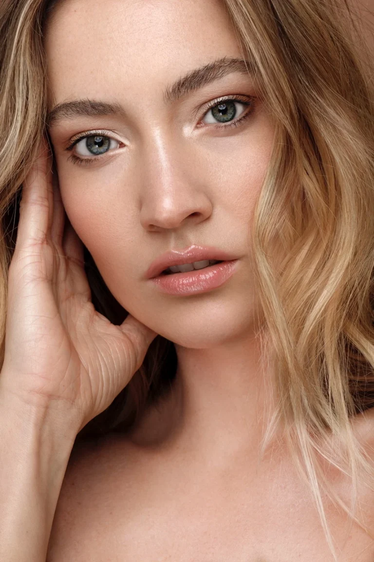 Bridal hair and makeup by Liz Patey — image 17