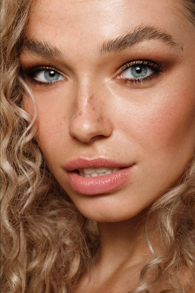 Editorial hair and makeup by Liz Patey — image 35